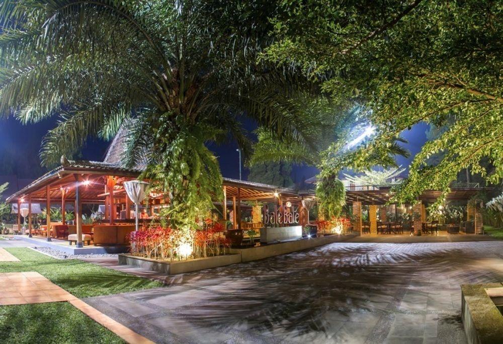 Puteri Gunung Hotel Lembang Eksteriør bilde