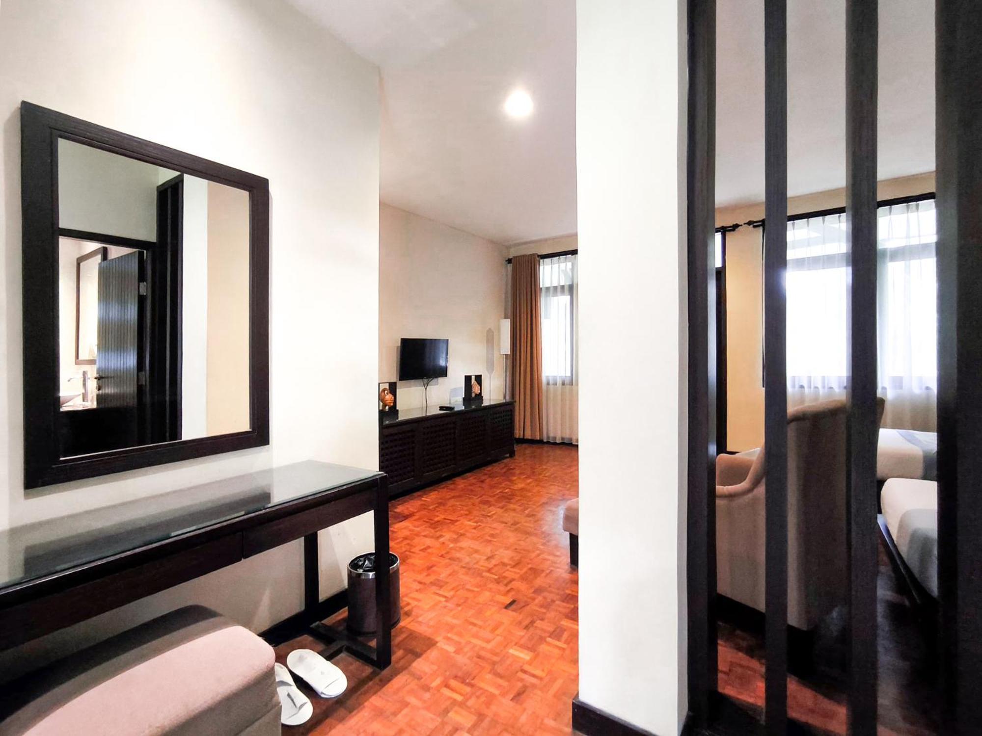 Puteri Gunung Hotel Lembang Eksteriør bilde