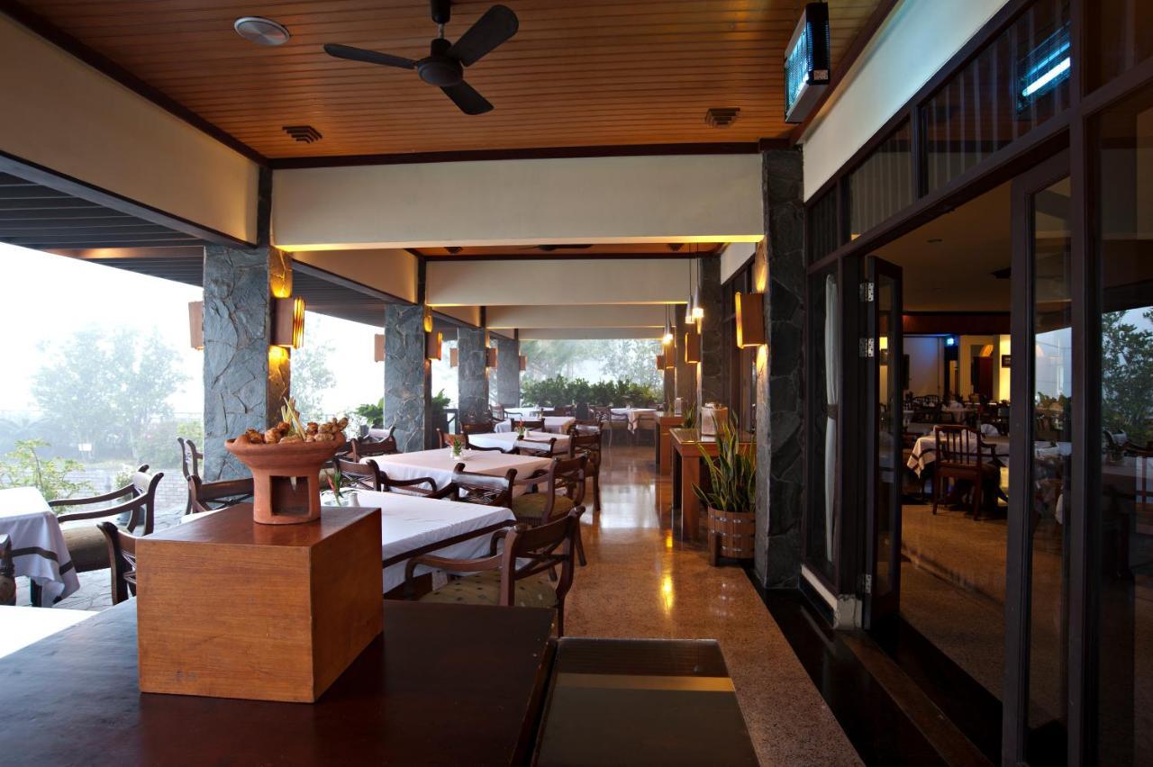 Puteri Gunung Hotel Lembang Eksteriør bilde